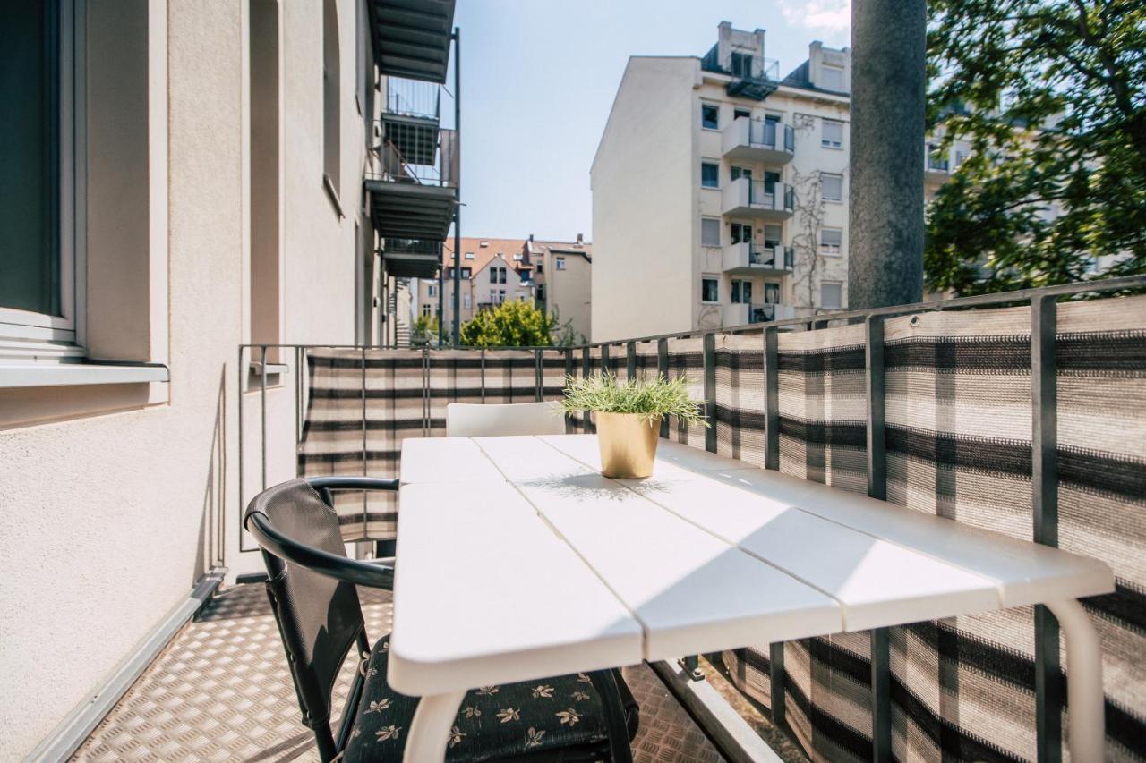 Luga Homes - Gewandhaus Апартаменты *